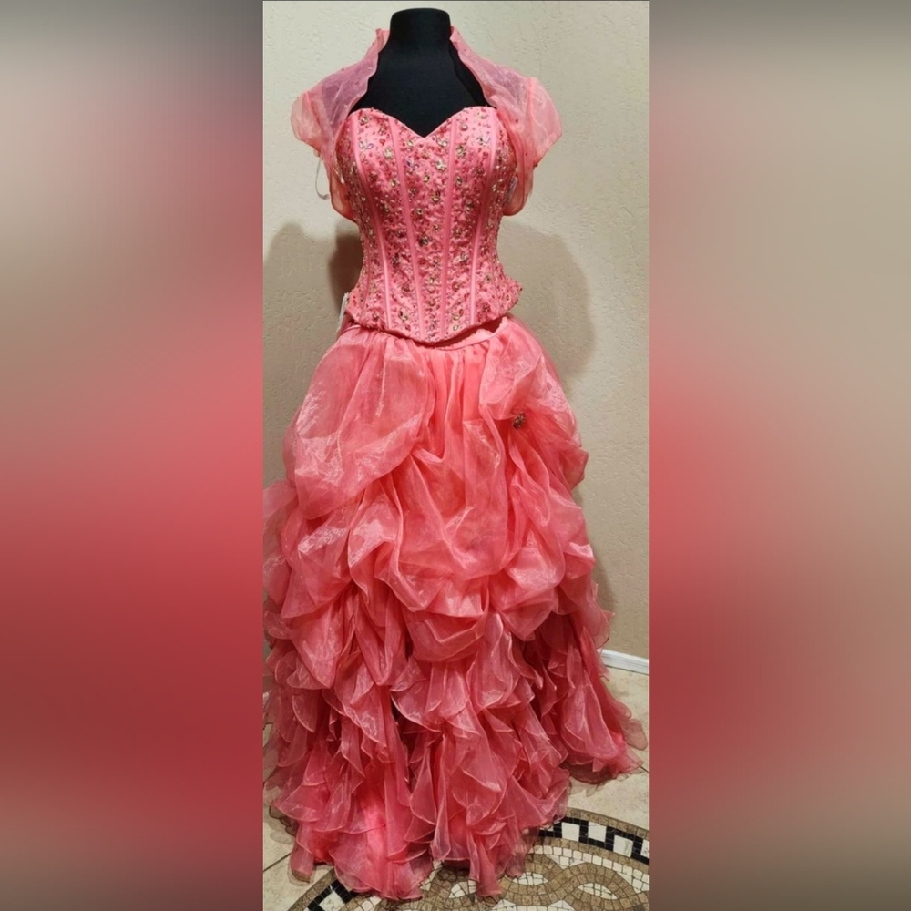 By Da Vinci beaded ruffle corset 2 piece Dress prom Quinceanera melon 10 NWT